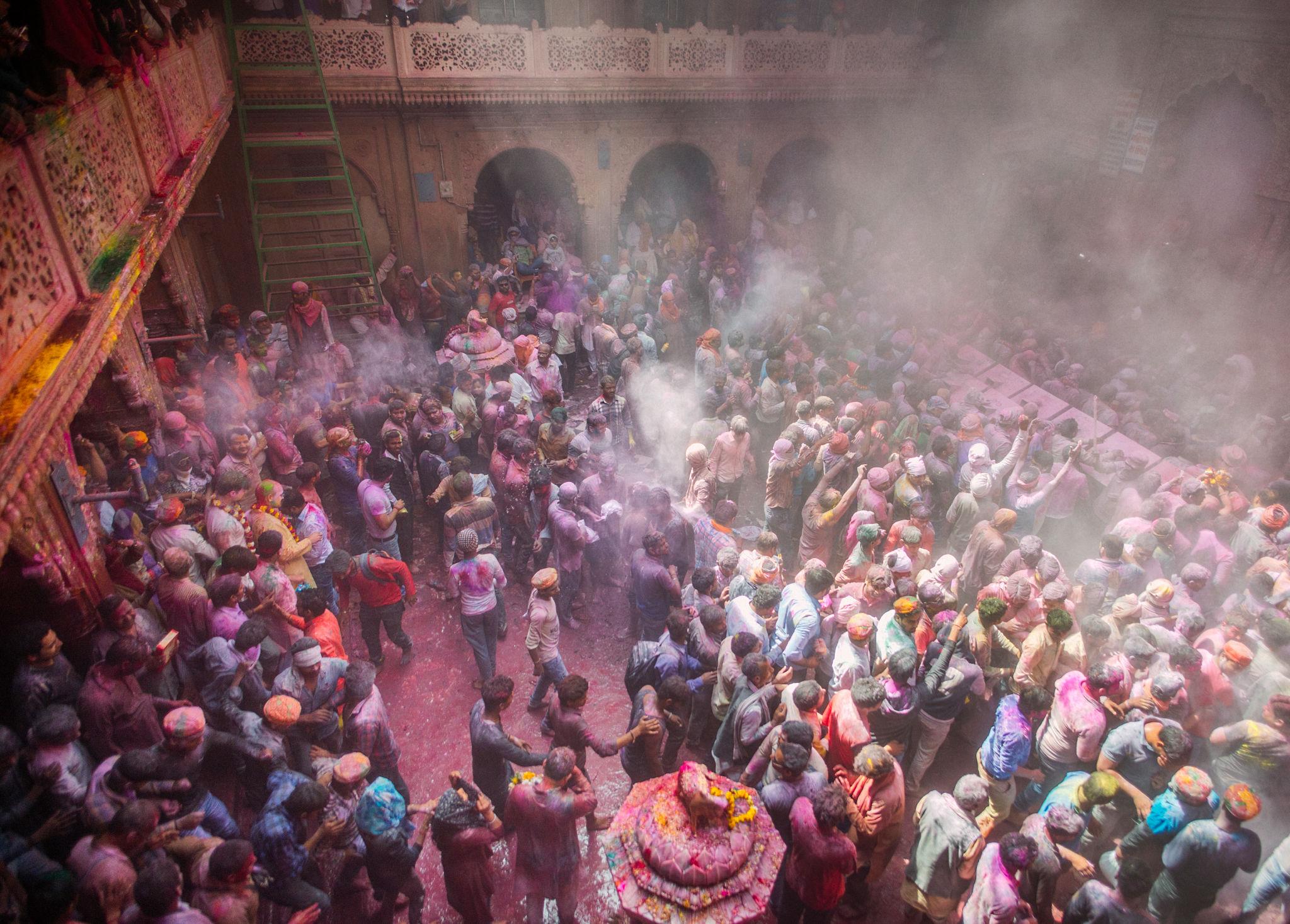 Best Time to Visit Vrindavan – Weather, Festivals & Travel Tips